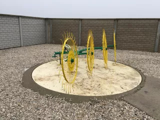 rake, 4 star, suspended (4)